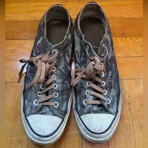 Camouflage Converse